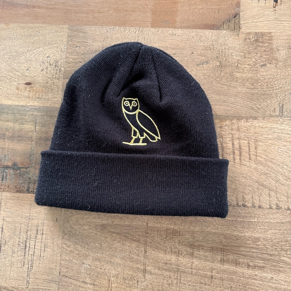 Ovo beanie Limited Edition